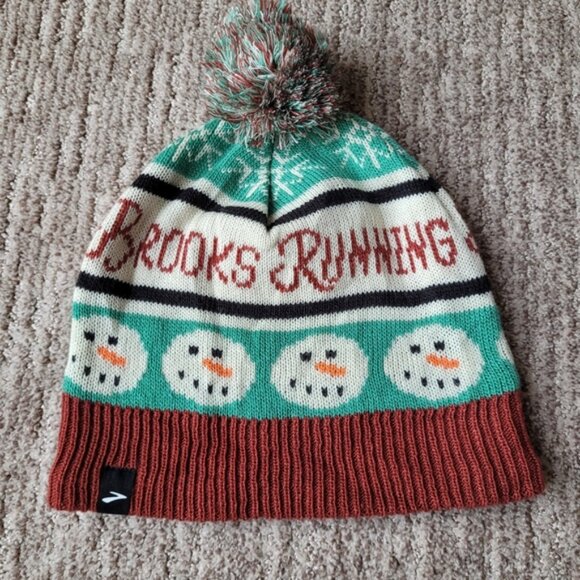 Brooks Run Merry Snowmen Knit Pom Pom Beanie Toque Hat Adult Unisex - Picture 13 of 14